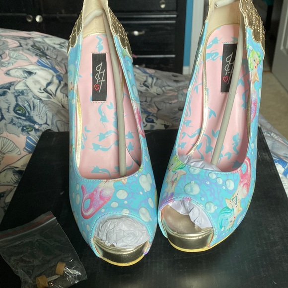 Rare Iron Fist Lollipop Lorelei Peeptoe Platform Heels - Picture 3 of 11